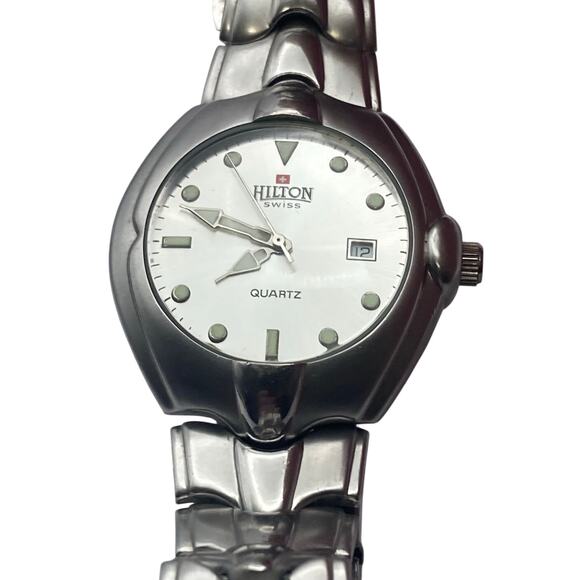 Hilton Swiss Men's Quartz Watch 39mm Date Time -Stainless Steel Band New Battery - Picture 1 of 9
